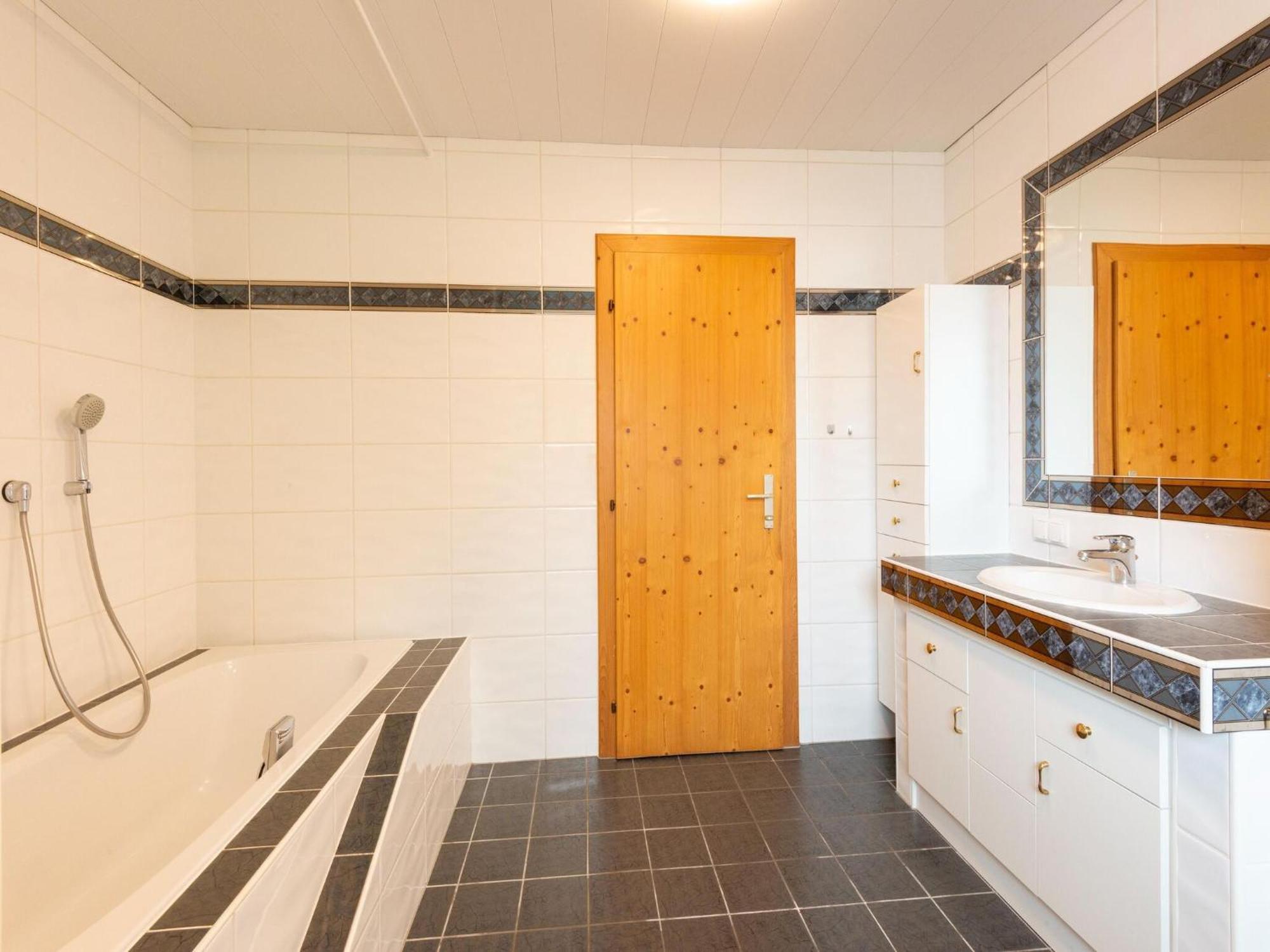 Property In Кирхбихль Экстерьер фото